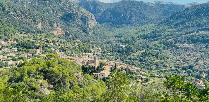 Stunning mountain villages in the Serra de Tramuntana which blend perfectly into the landscape in this UNESCO World Heritage Site. 