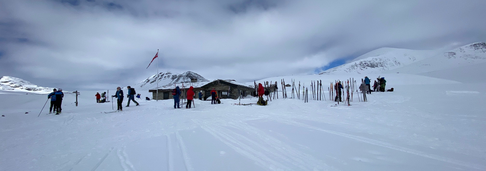 Meeting up at the Peer Gynt Hut